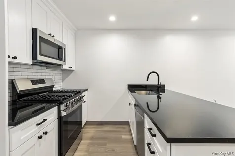 405 Irving Avenue Brooklyn NY 11237