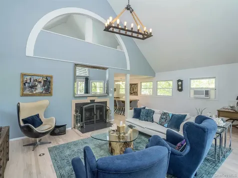 135 Old Meeting House Road Montauk NY 11978