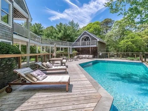 135 Old Meeting House Road Montauk NY 11978