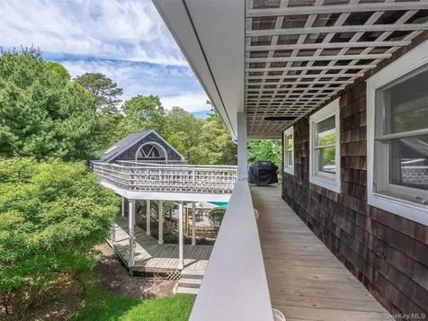 135 Old Meeting House Road Montauk NY 11978