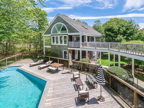 135 Old Meeting House Road Montauk NY 11978