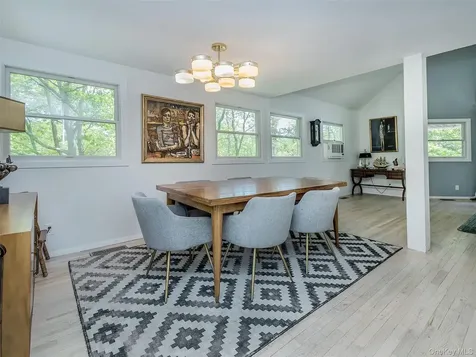 135 Old Meeting House Road Montauk NY 11978