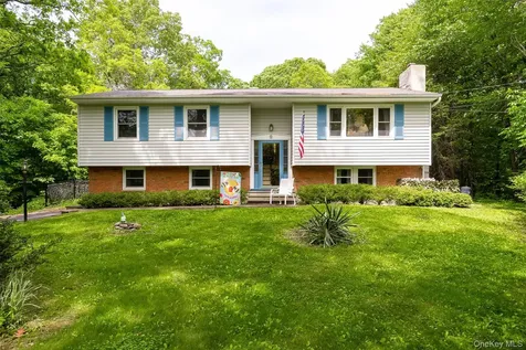 16 Dose Road Wappingers Falls NY 12590