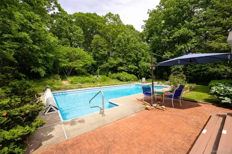 16 Dose Road Wappingers Falls NY 12590