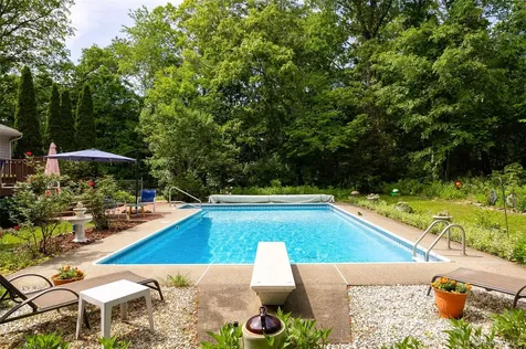 16 Dose Road Wappingers Falls NY 12590