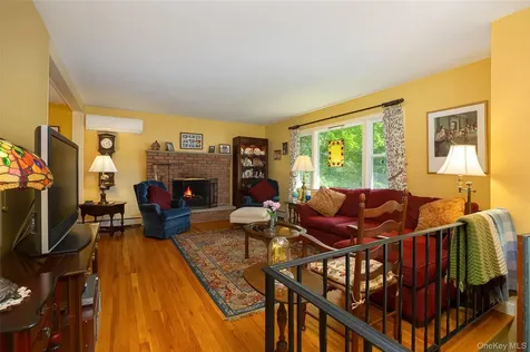 16 Dose Road Wappingers Falls NY 12590