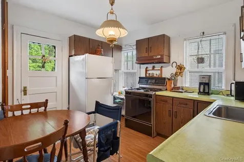 38 Lee Avenue Yonkers NY 10705