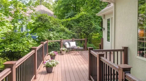 14 Beckett Close Irvington NY 10533