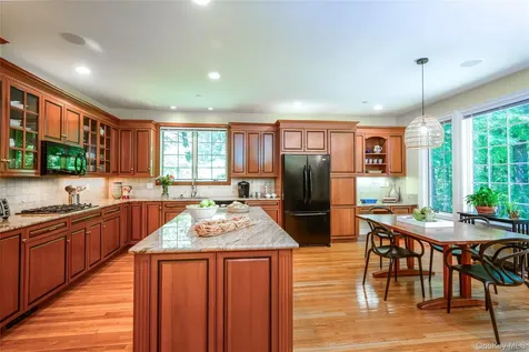14 Beckett Close Irvington NY 10533