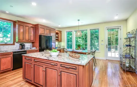 14 Beckett Close Irvington NY 10533