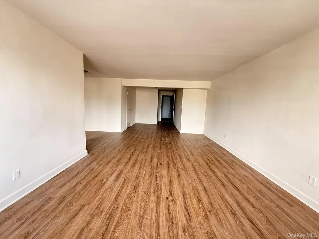 190 First Street Mineola NY 11501