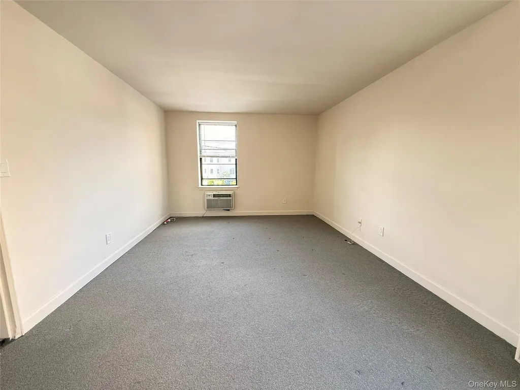 190 First Street Mineola NY 11501