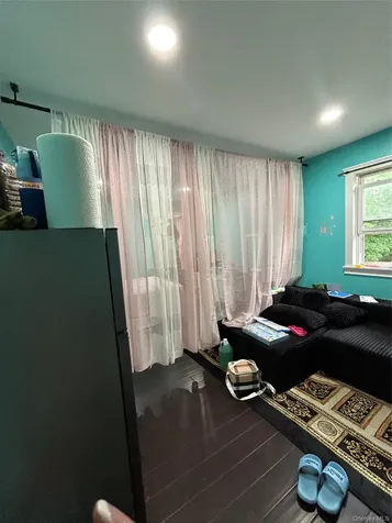 246 Parkway Boulevard Wyandanch NY 11798