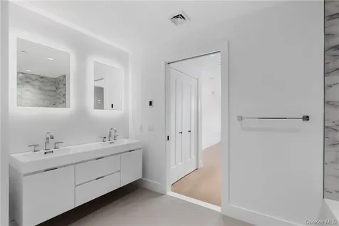 100 Pondfield Road Bronxville NY 10708