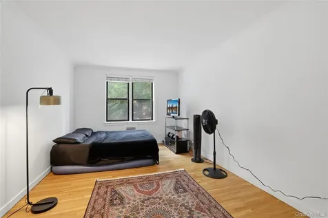 337 E 50th Street New York (manhattan) NY 10022
