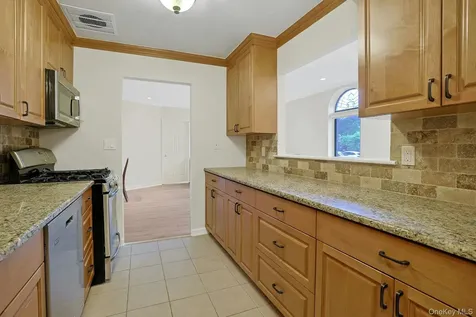 100 Chateau Lane Hawthorne NY 10532