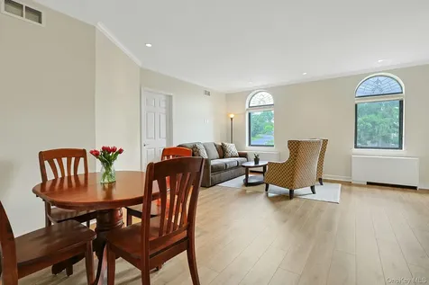 100 Chateau Lane Hawthorne NY 10532