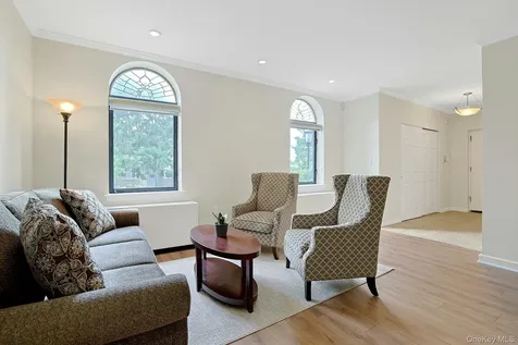 100 Chateau Lane Hawthorne NY 10532