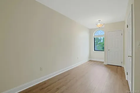 100 Chateau Lane Hawthorne NY 10532