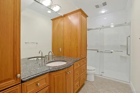 100 Chateau Lane Hawthorne NY 10532
