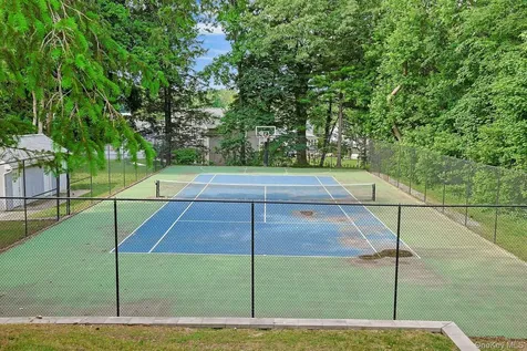 100 Chateau Lane Hawthorne NY 10532