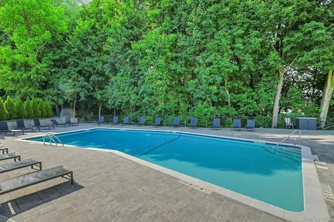 100 Chateau Lane Hawthorne NY 10532