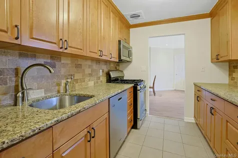 100 Chateau Lane Hawthorne NY 10532