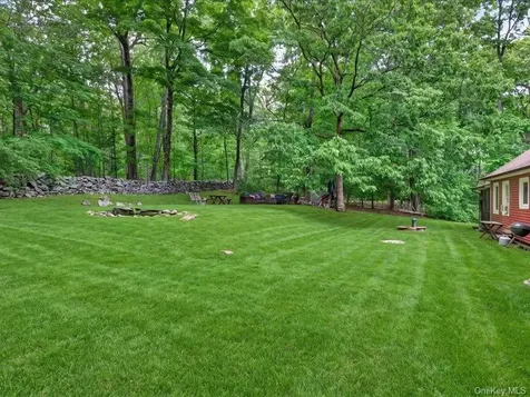 33 Willow Trail Court Carmel NY 10512