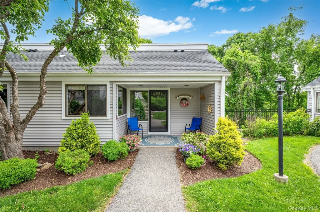91 Heritage Hills Somers NY 10589