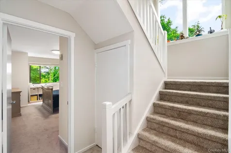 91 Heritage Hills Somers NY 10589