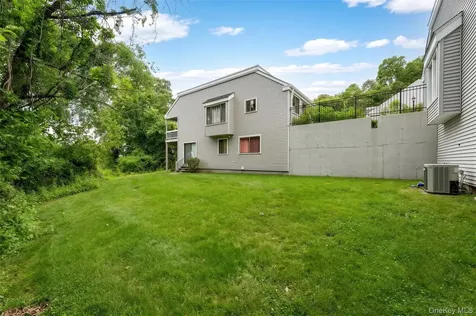 91 Heritage Hills Somers NY 10589