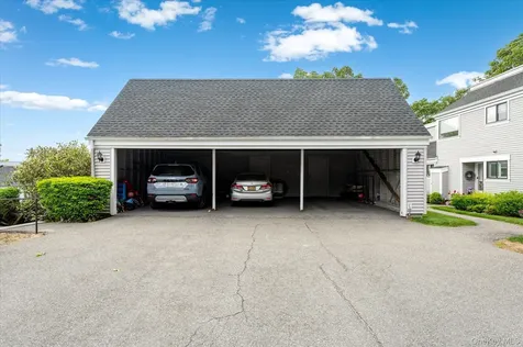 91 Heritage Hills Somers NY 10589