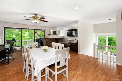 91 Heritage Hills Somers NY 10589