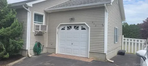 312 Riley Avenue Calverton NY 11933
