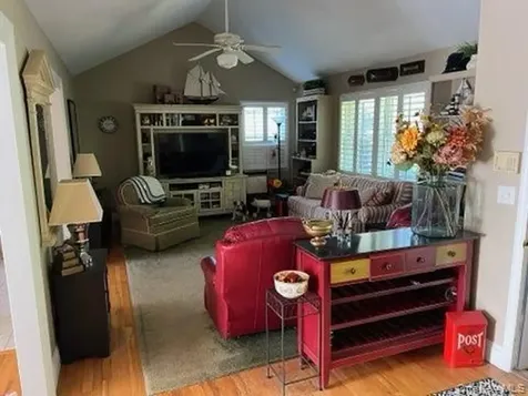 312 Riley Avenue Calverton NY 11933