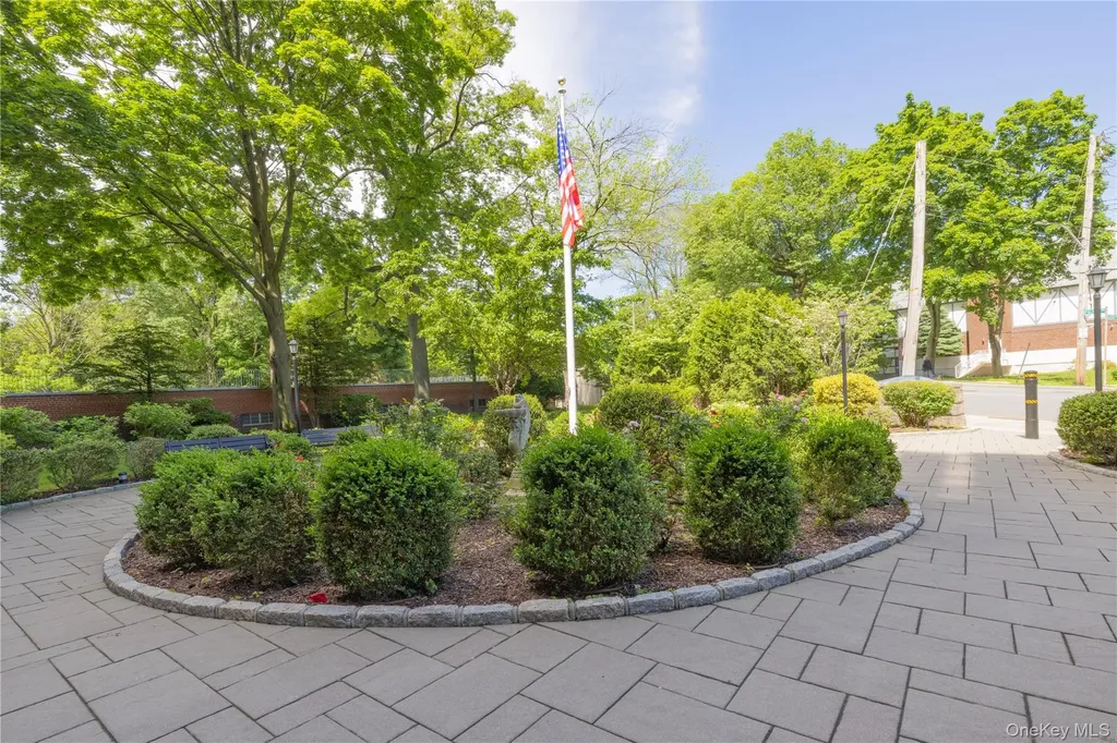 900 Palmer Road Bronxville NY 10708