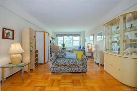 900 Palmer Road Bronxville NY 10708