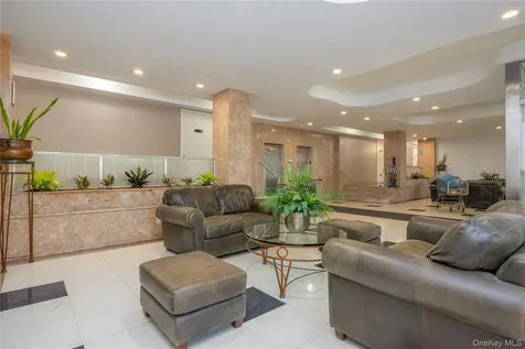 900 Palmer Road Bronxville NY 10708