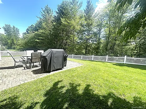 80 Landmark Court White Plains NY 10603