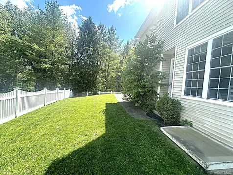 80 Landmark Court White Plains NY 10603