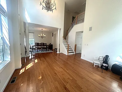 80 Landmark Court White Plains NY 10603