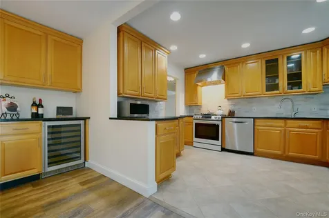 151 Rosemont Avenue Farmingville NY 11738