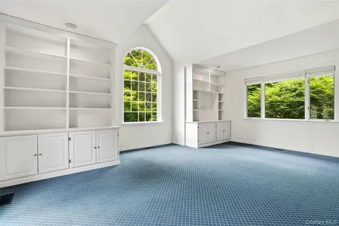 64 North Street Harrison NY 10528