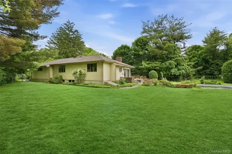64 North Street Harrison NY 10528