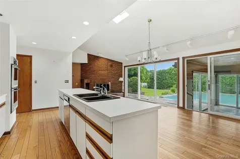 64 North Street Harrison NY 10528