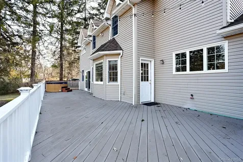 21 Mile Road Suffern NY 10901