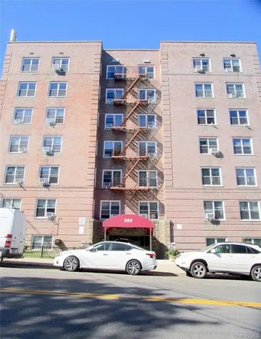 595 Mclean Avenue Yonkers NY 10705