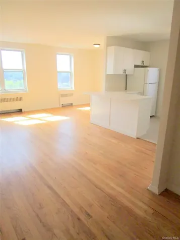 595 Mclean Avenue Yonkers NY 10705