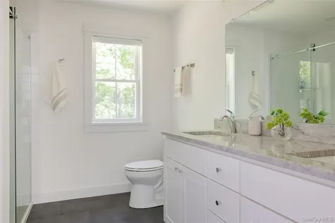 25 Maple Hill Ridge Red Hook NY 12571