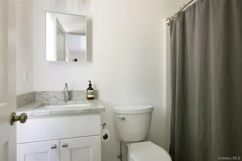 25 Maple Hill Ridge Red Hook NY 12571